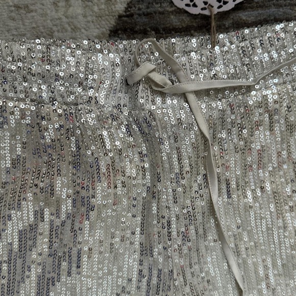 Never Worn - One Size High Rise Pull-On Sequin Pants! - Picture 4 of 5